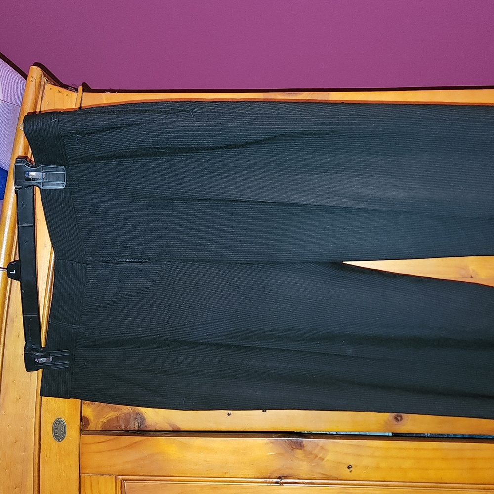 Theory Wide-Legged Black Pinstripe Pants 100% Wool